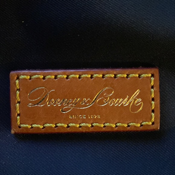 Dooney & Bourke cross body bag - Picture 6 of 6